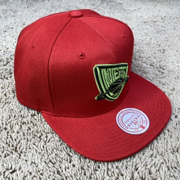 New Jersey Nets Mitchell & Ness Hat Reverse Grinch Team Snapback HWC Red Cap NWT - Picture 2 of 10
